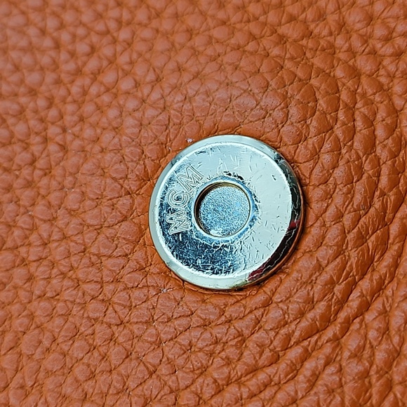 Auth. MCM‎ bright orange leather vintage gold chain crossbody convertible strap - Picture 5 of 17